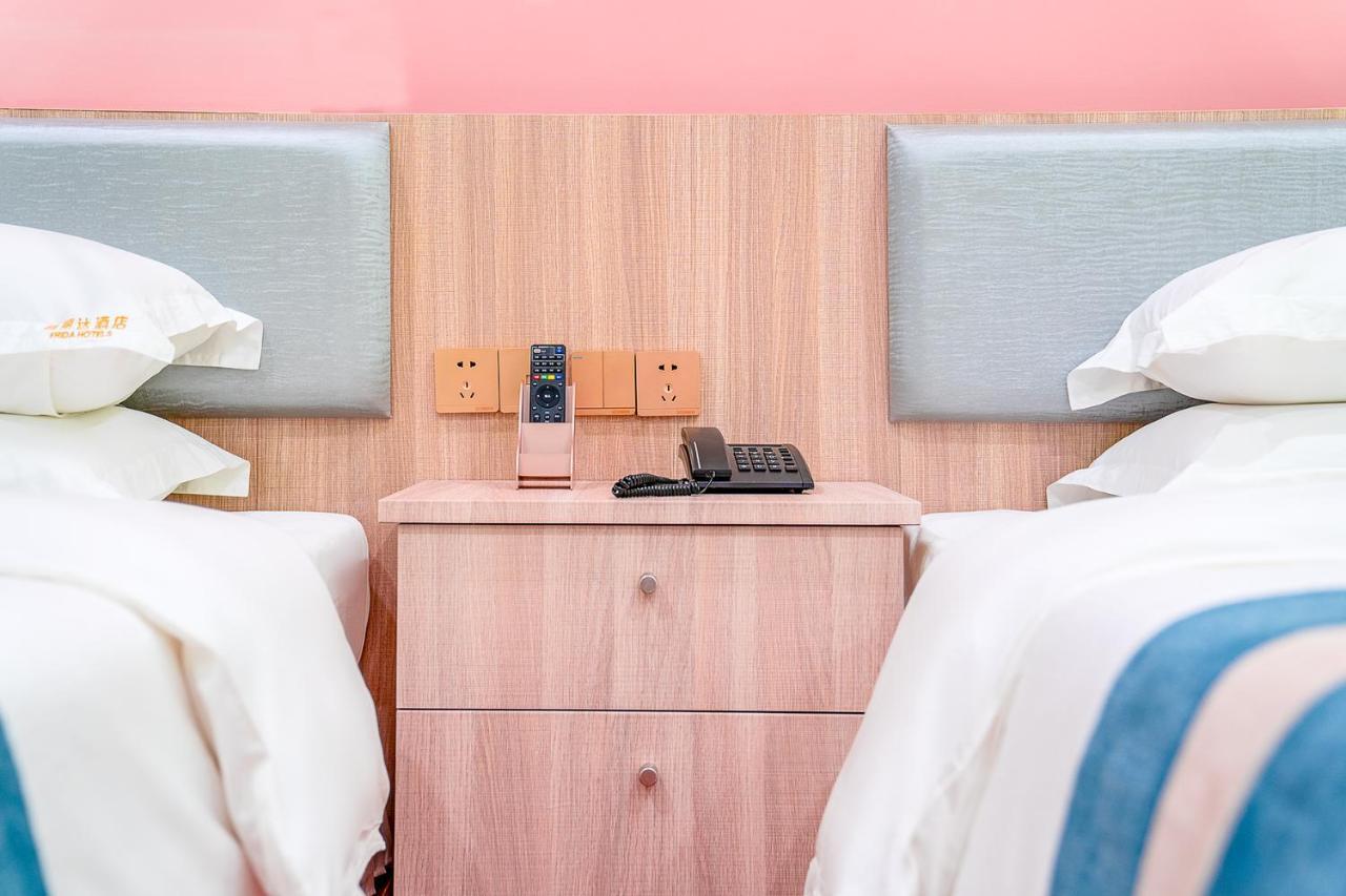 Frida Hotels Guangzhou Baiyun International Airport Luaran gambar